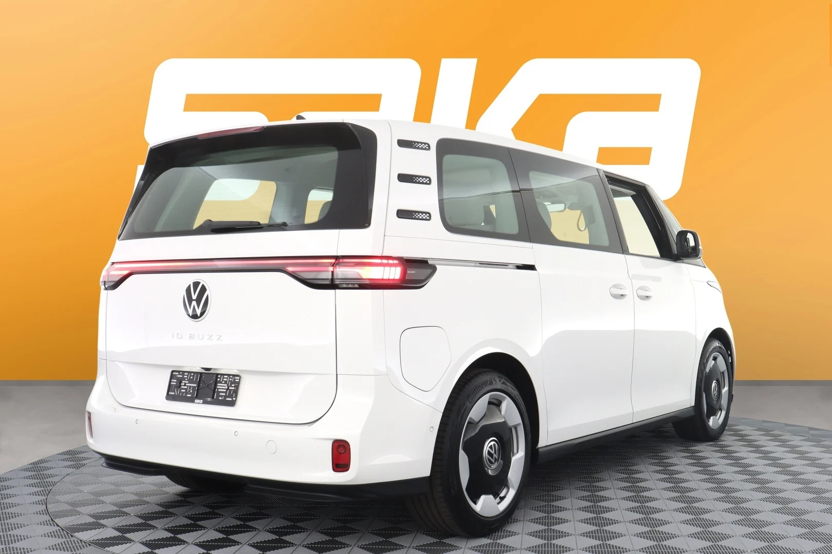 Car Image - 4wIv2Y1RNKtPKooBX0C2xs