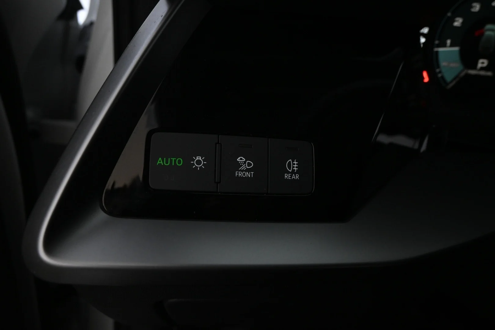 Car Image - 3dYVgpSwDwG04my8gjtdw9