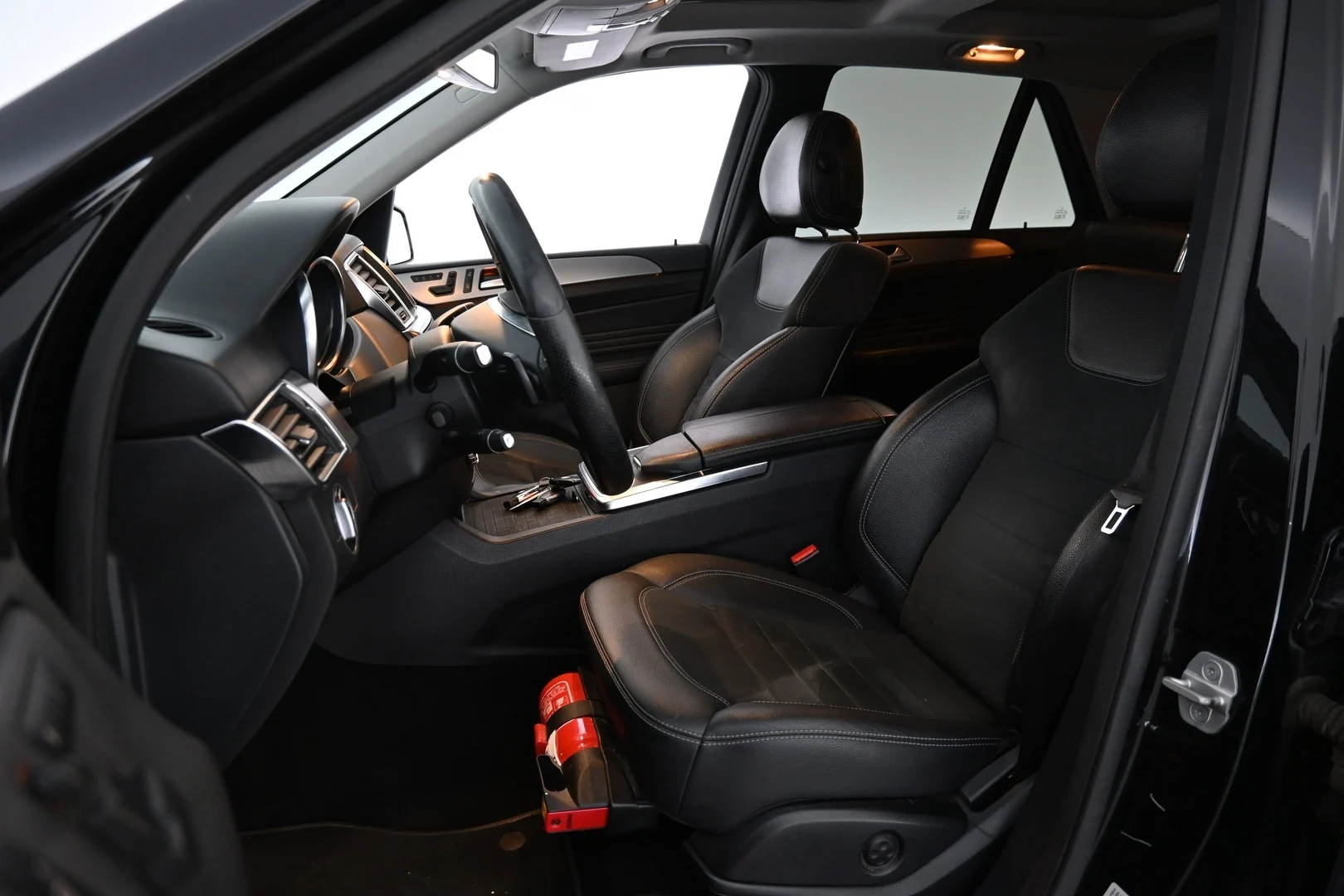 Car Image - 2eYDl3GLE6EOTe6HoSUlWb