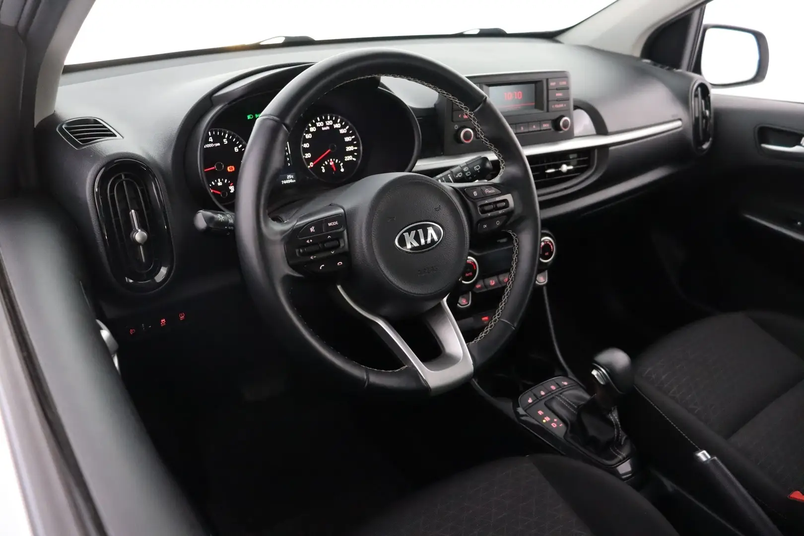 Car Image - 3ABioBMYuq5UWEmL5nftcY
