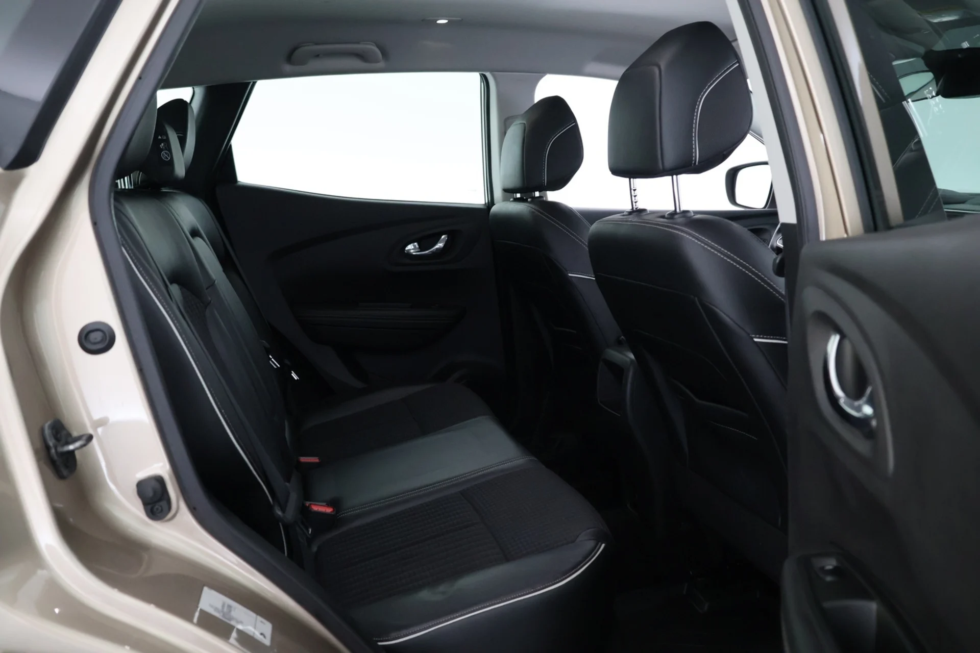 Car Image - 64a5Cgm1776RnAGv49gxWT