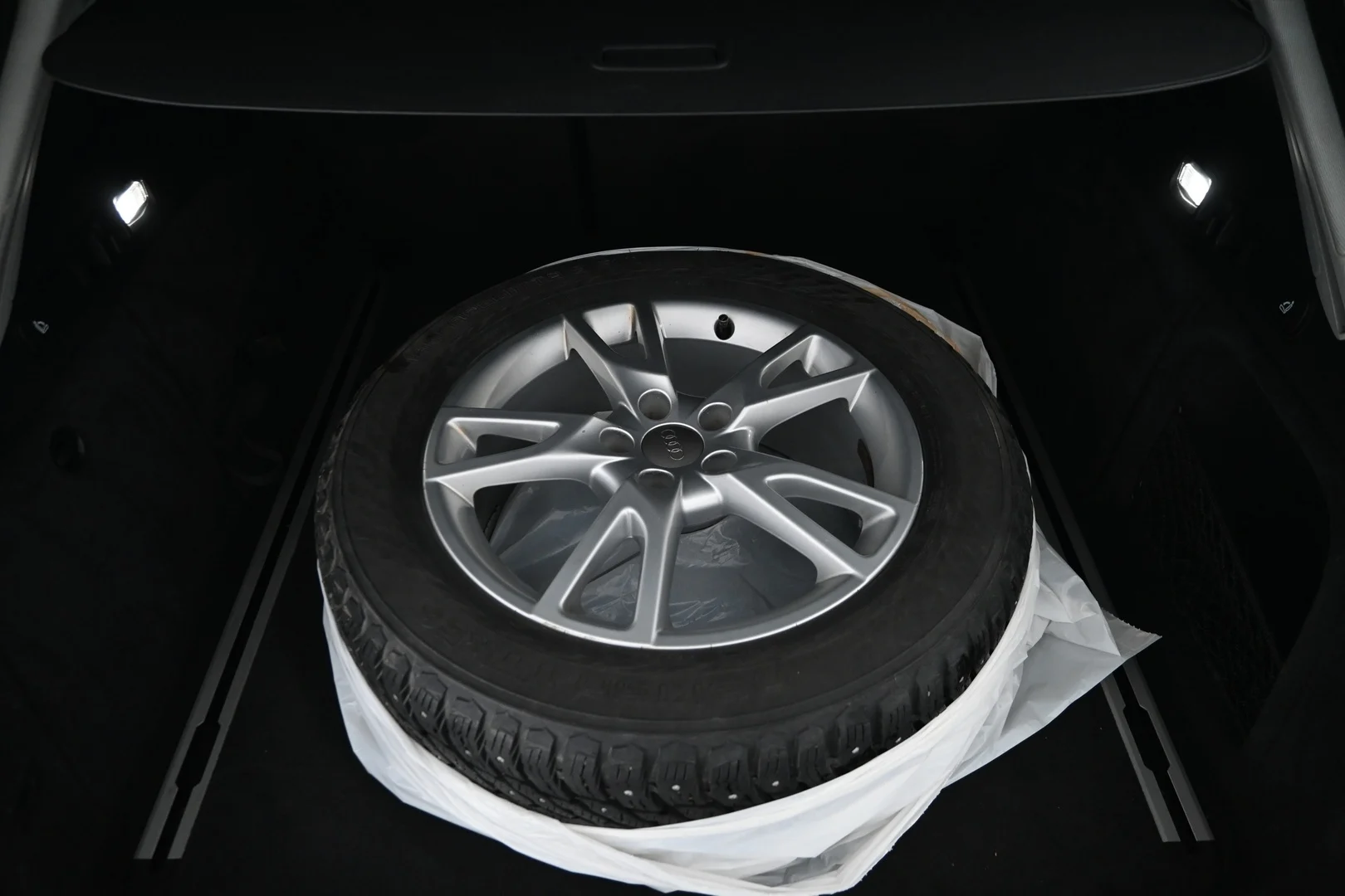 Car Image - 4JExuqLwhCwTWIVvkpdPoC