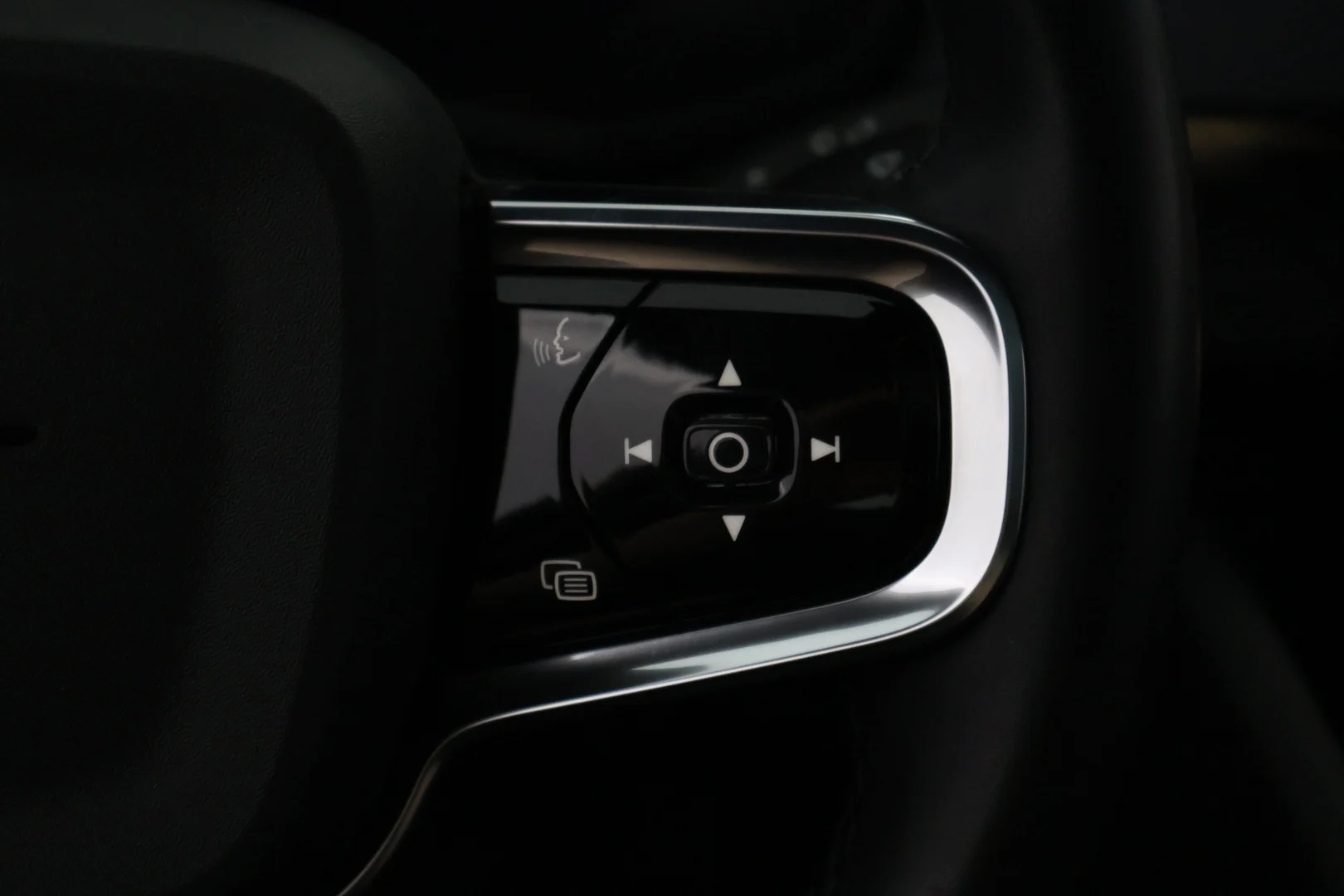Car Image - 7qkVBv2qEXs9wYBIZDll67