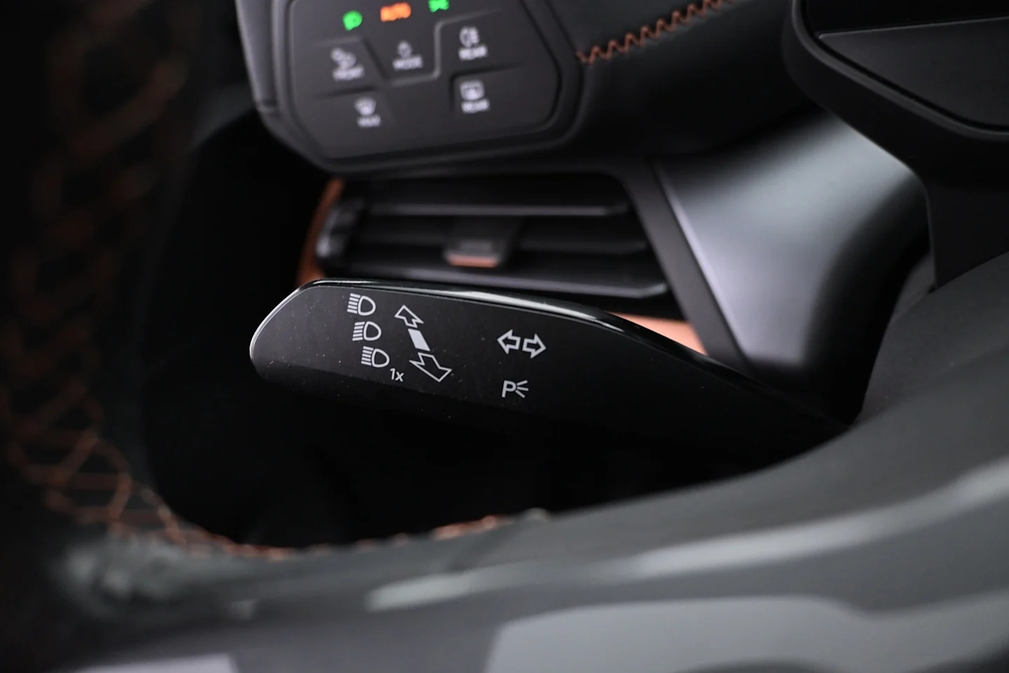 Car Image - BtLnPA5sLE9b178SY2Oxa