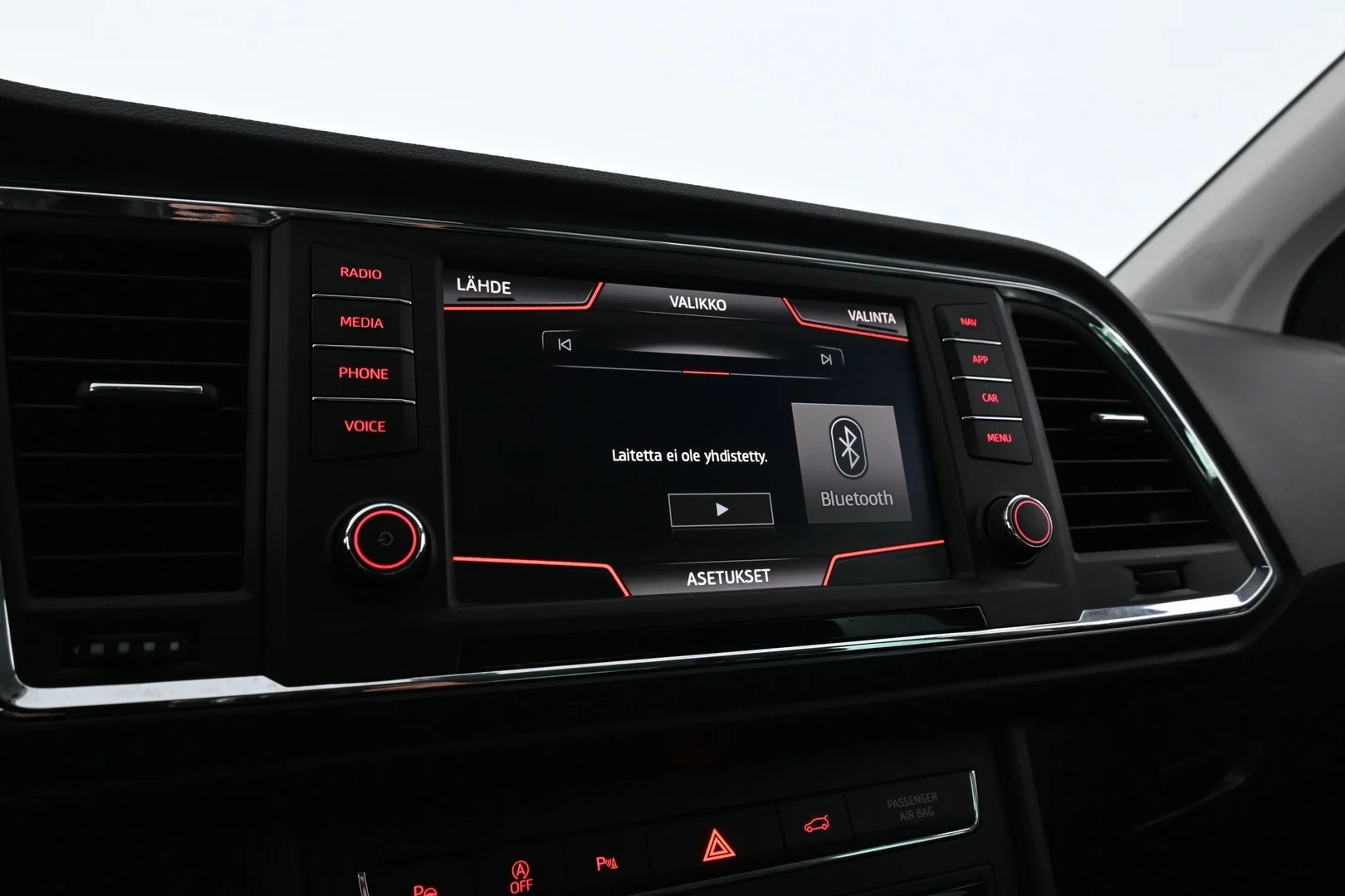 Car Image - 39ngd8bsj3lVx5vwpIq6Gv