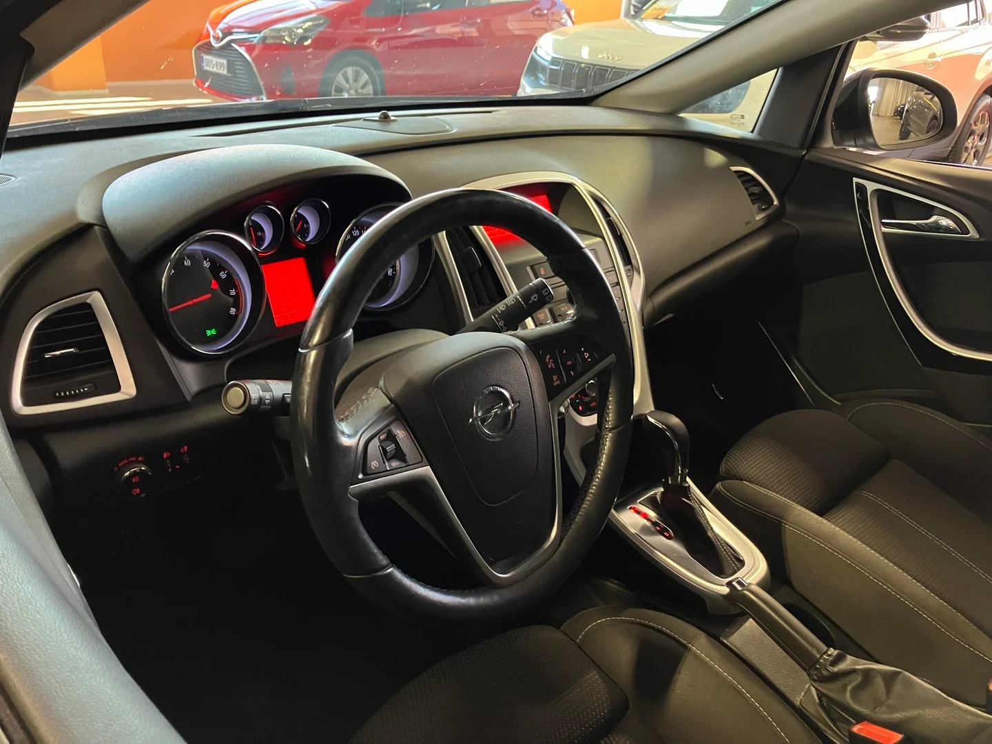 Car Image - 6KFvvhnQ45qU7PenYiqPbX