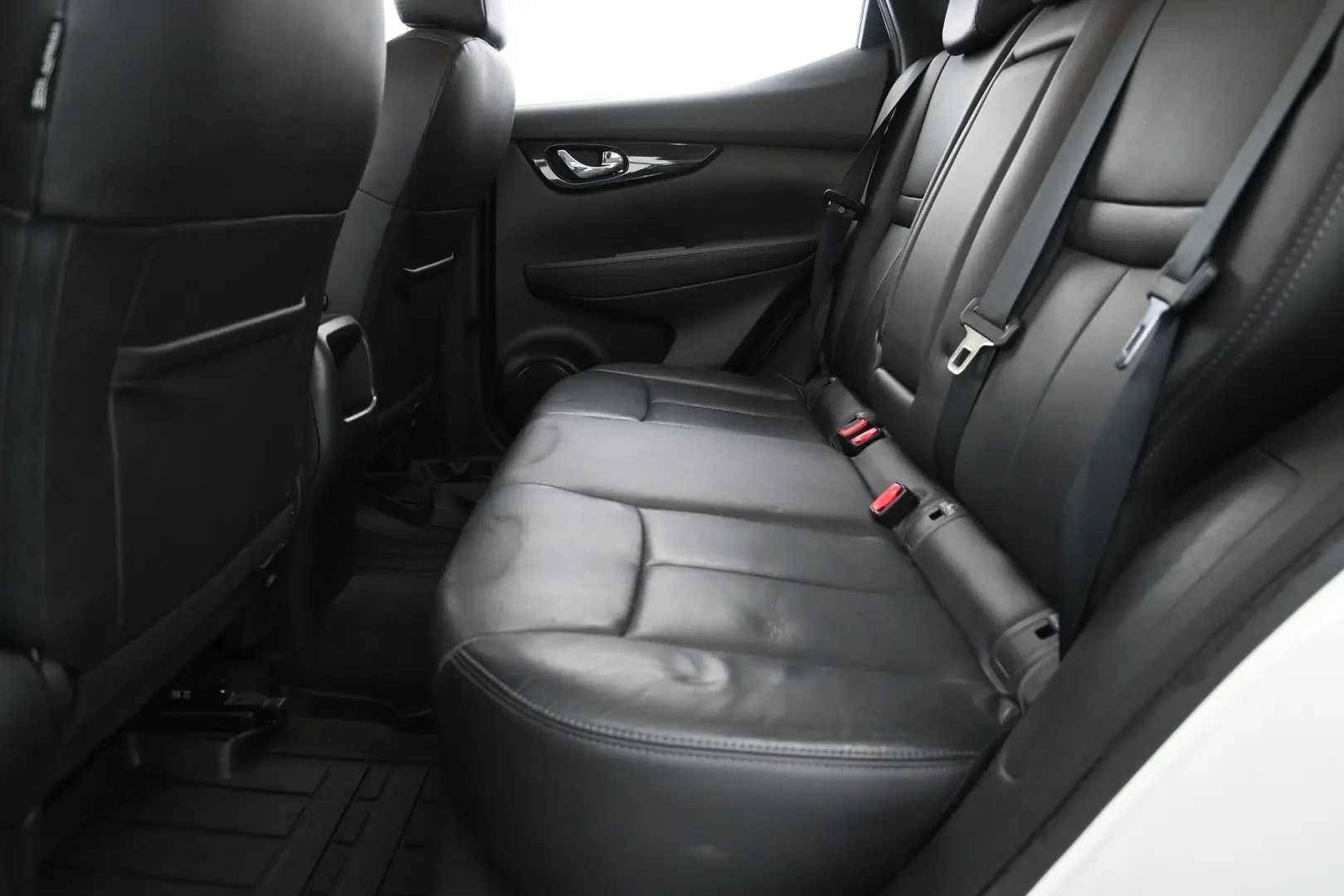 Car Image - 4CwTA3zAnnUBrB0lowBLsn