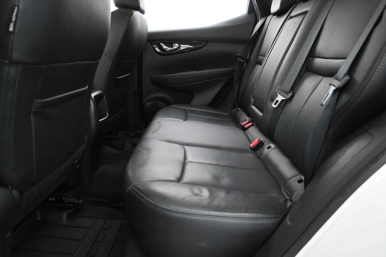 Car Image - 4CwTA3zAnnUBrB0lowBLsn