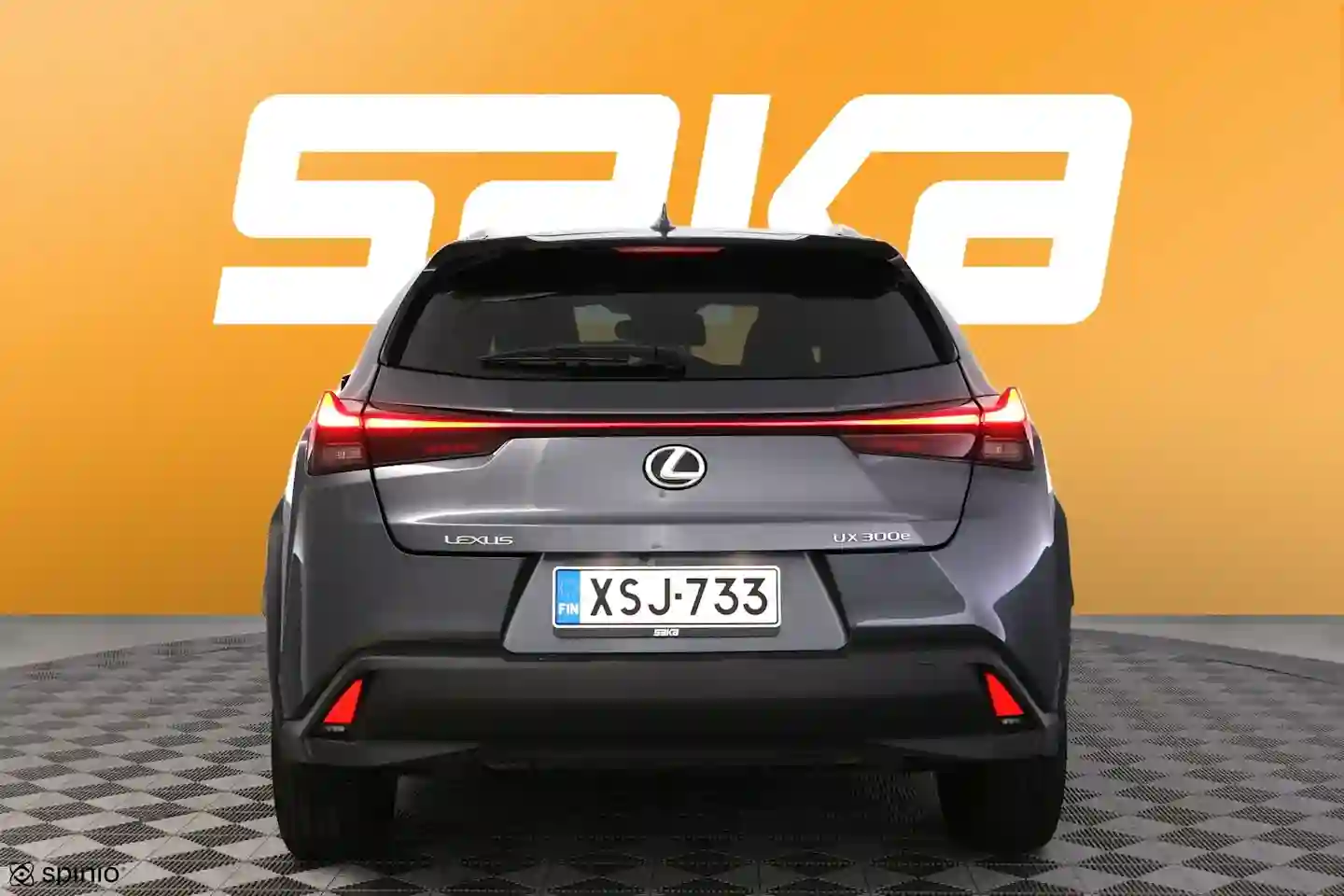 Car Image - 3Lxx1tuTk9mJaAMqc6ot8L