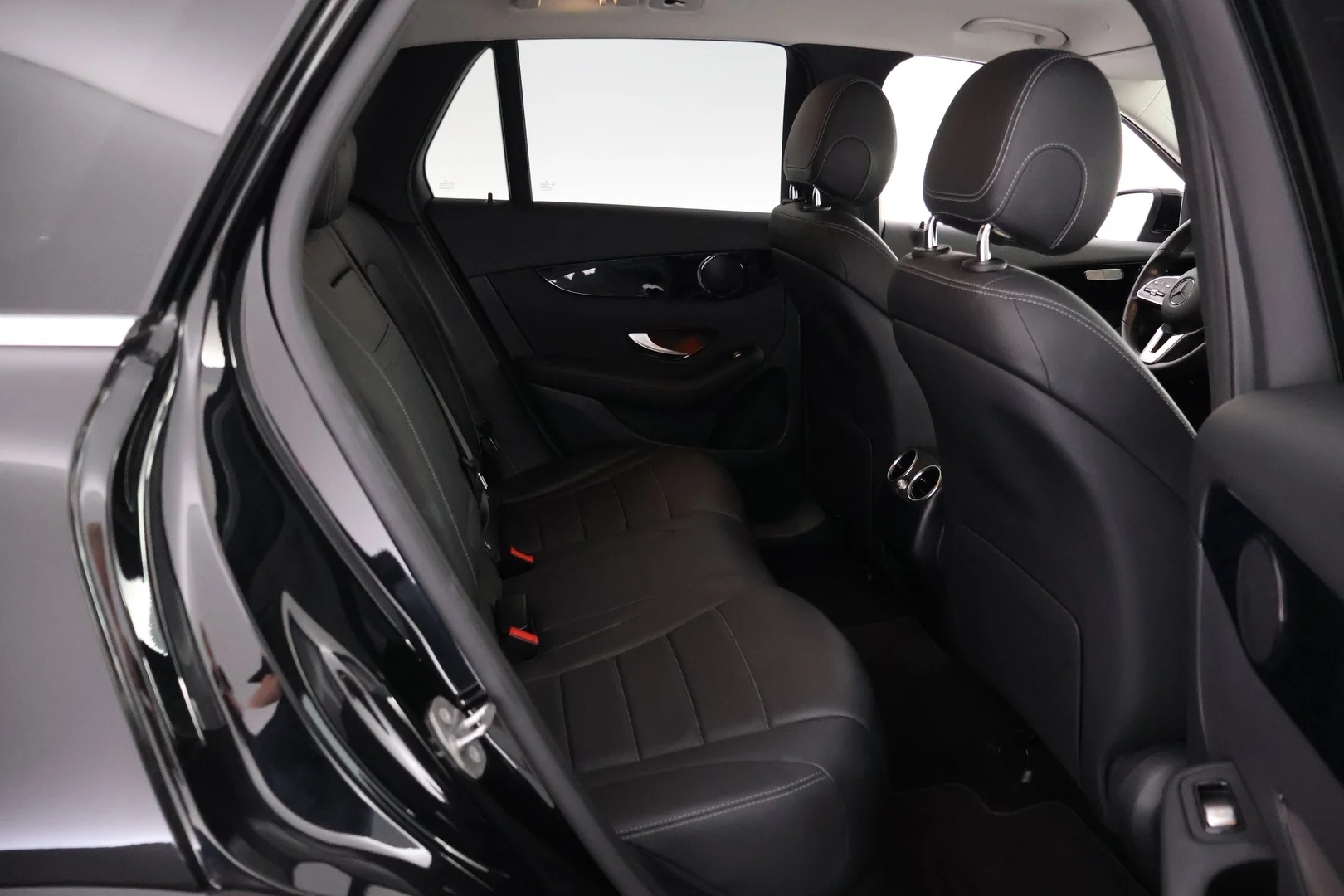 Car Image - 1dPnf6hJV8yAtnU4slfRyA