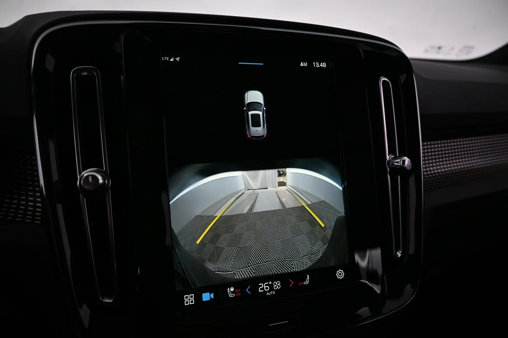 Car Image - 5k54aSriniP4Io4WdBa2lw