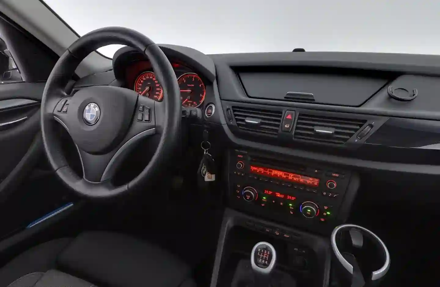 Car Image - 1xCG60pM0H2XI4LnMPjCCu