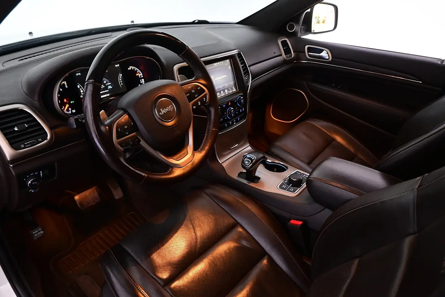 Car Image - 6qkJmFHvseHUFCLZQxjD83