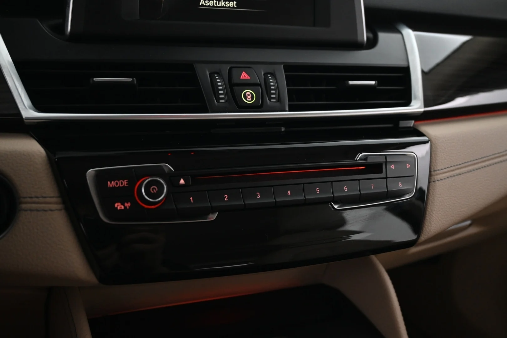Car Image - 5lLAVrAinPbwm4wrFVx4fL