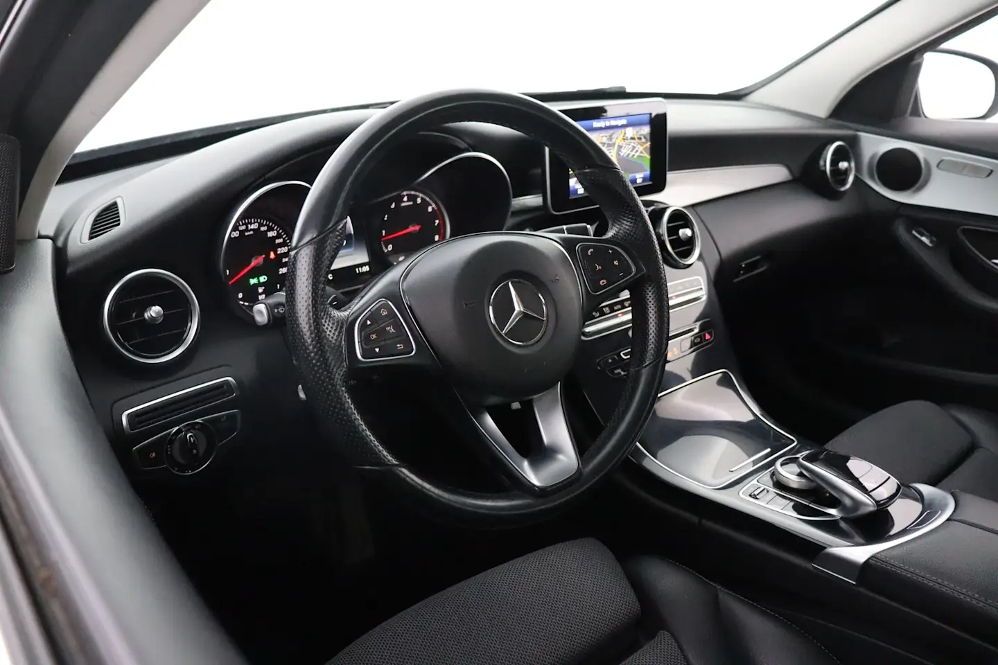 Car Image - 35M33u4cgupDJot6ivHKa