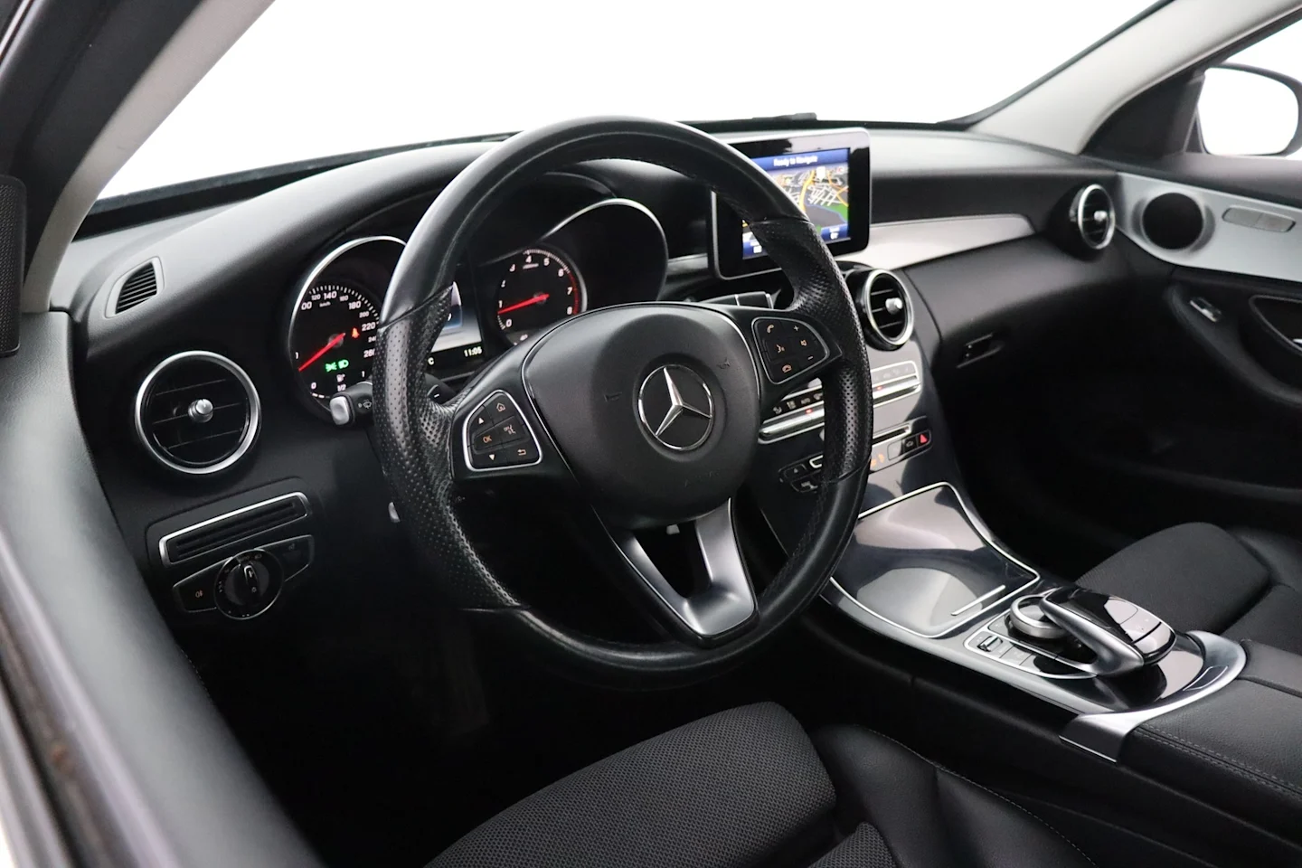 Car Image - 35M33u4cgupDJot6ivHKa