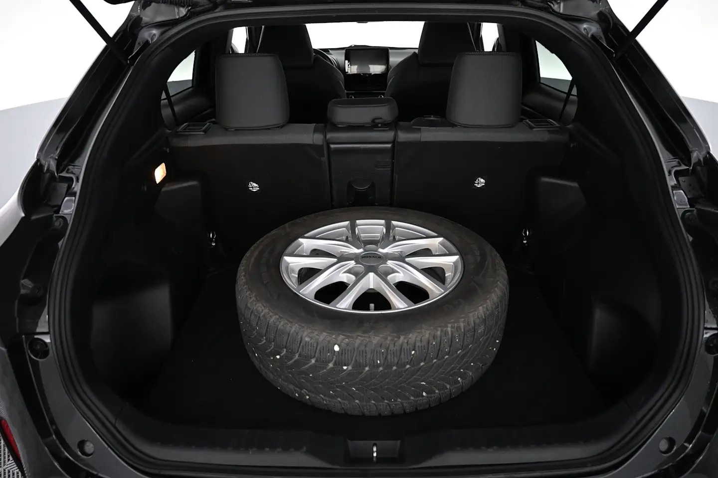 Car Image - 14DBduBVlzPTYMZouDvpUn