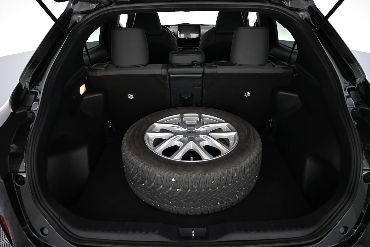 Car Image - 14DBduBVlzPTYMZouDvpUn