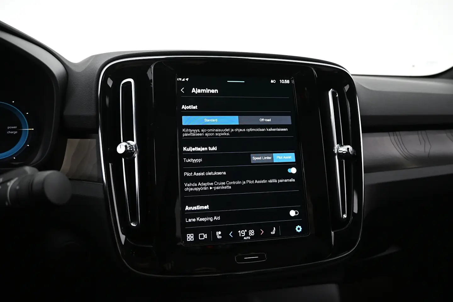 Car Image - 6UKbuzITK4E8LCB9dkqlAw
