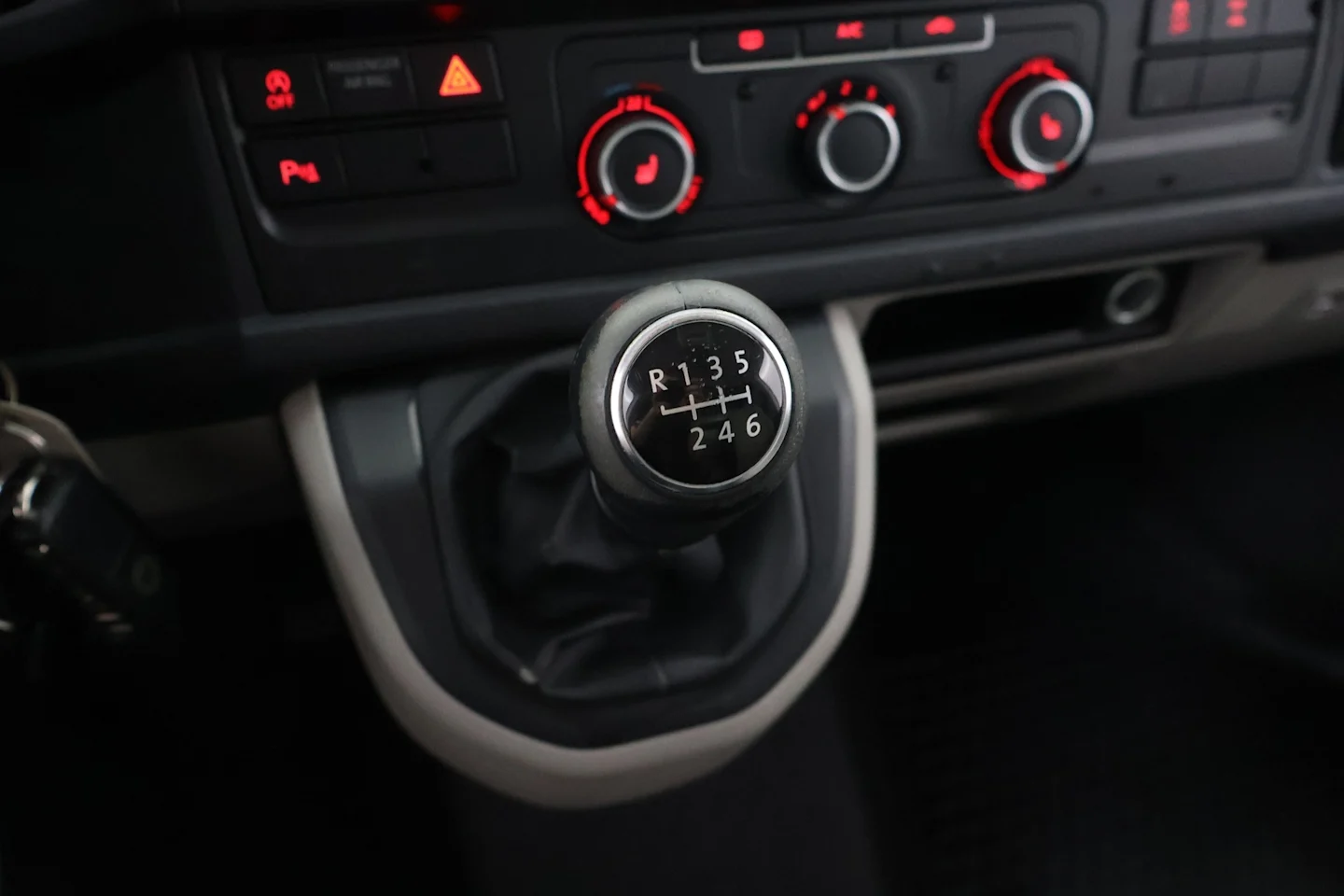 Car Image - 3qSQ4IHJqM5jWlNJxzTOIz