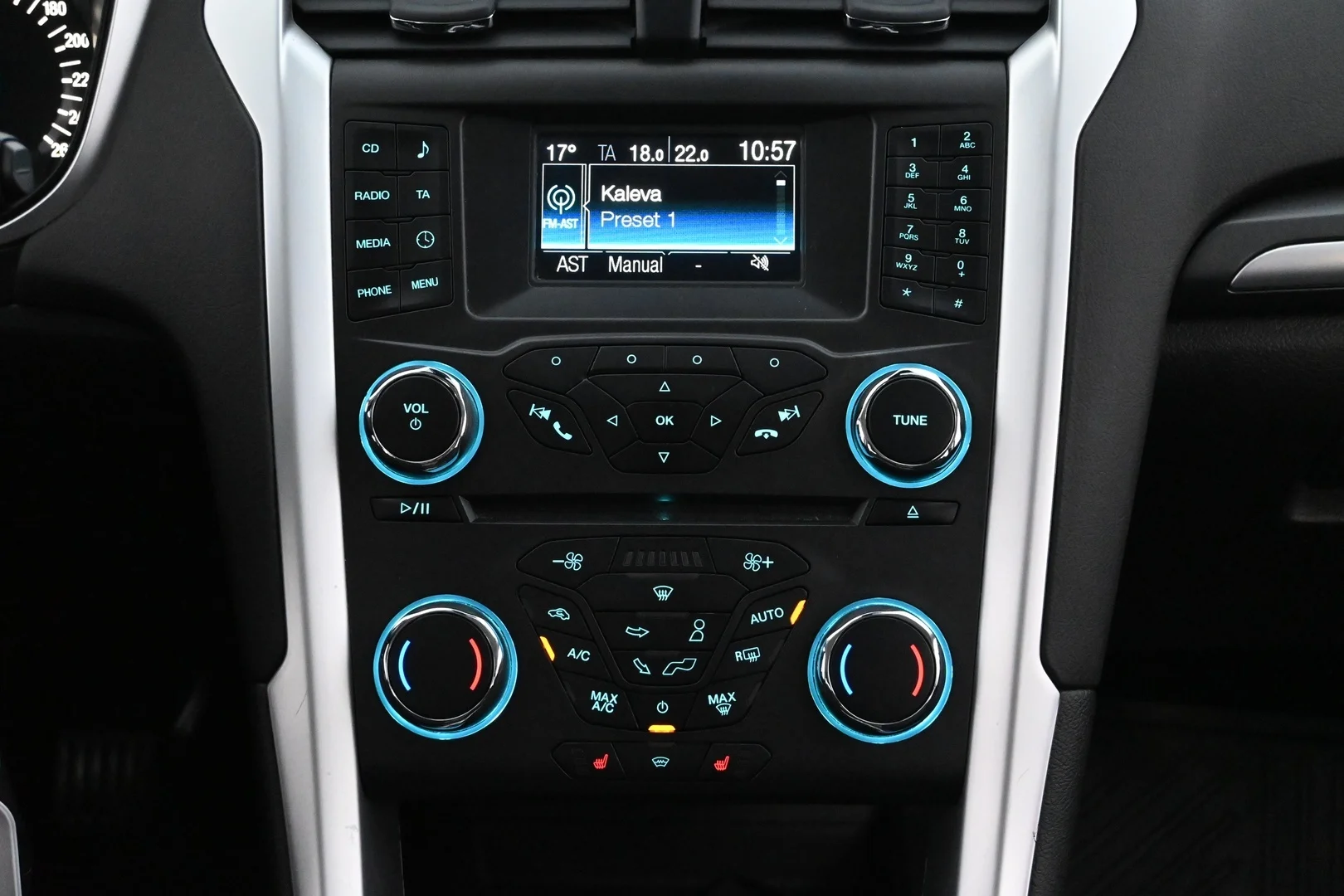 Car Image - 6fXmm6jfspcCfXrKNEWZcB
