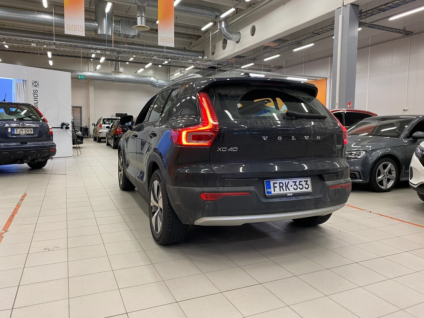 Car Image - 7vbK1mgiU6LkDmFKbMHxrU