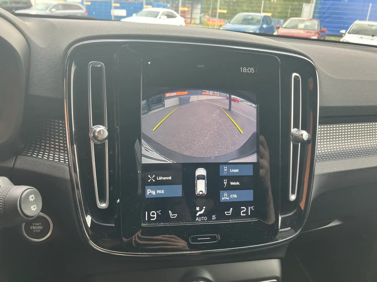 Car Image - 5I1GuT6WDP5LpRsO24QJNV