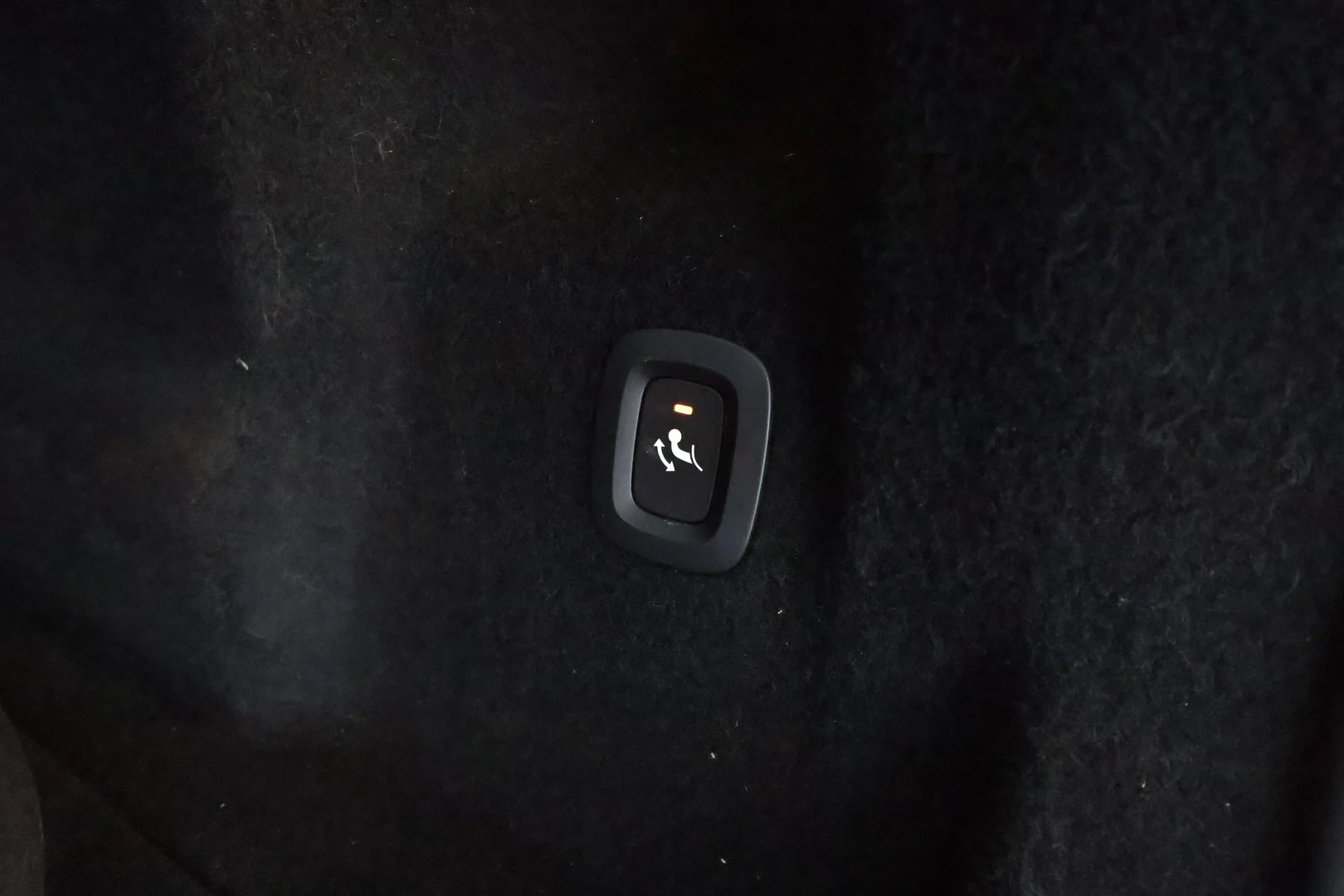 Car Image - 6nZSsMKbxZZ1lDVRpMxGm0