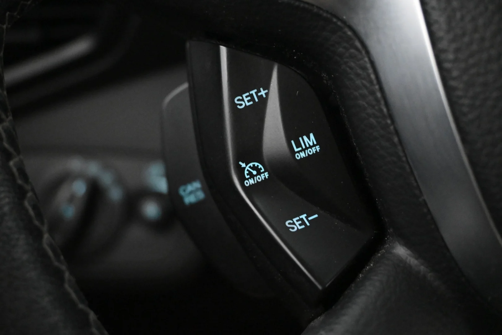 Car Image - 4Nb1WrcWO4nfhkdV2dn3jC