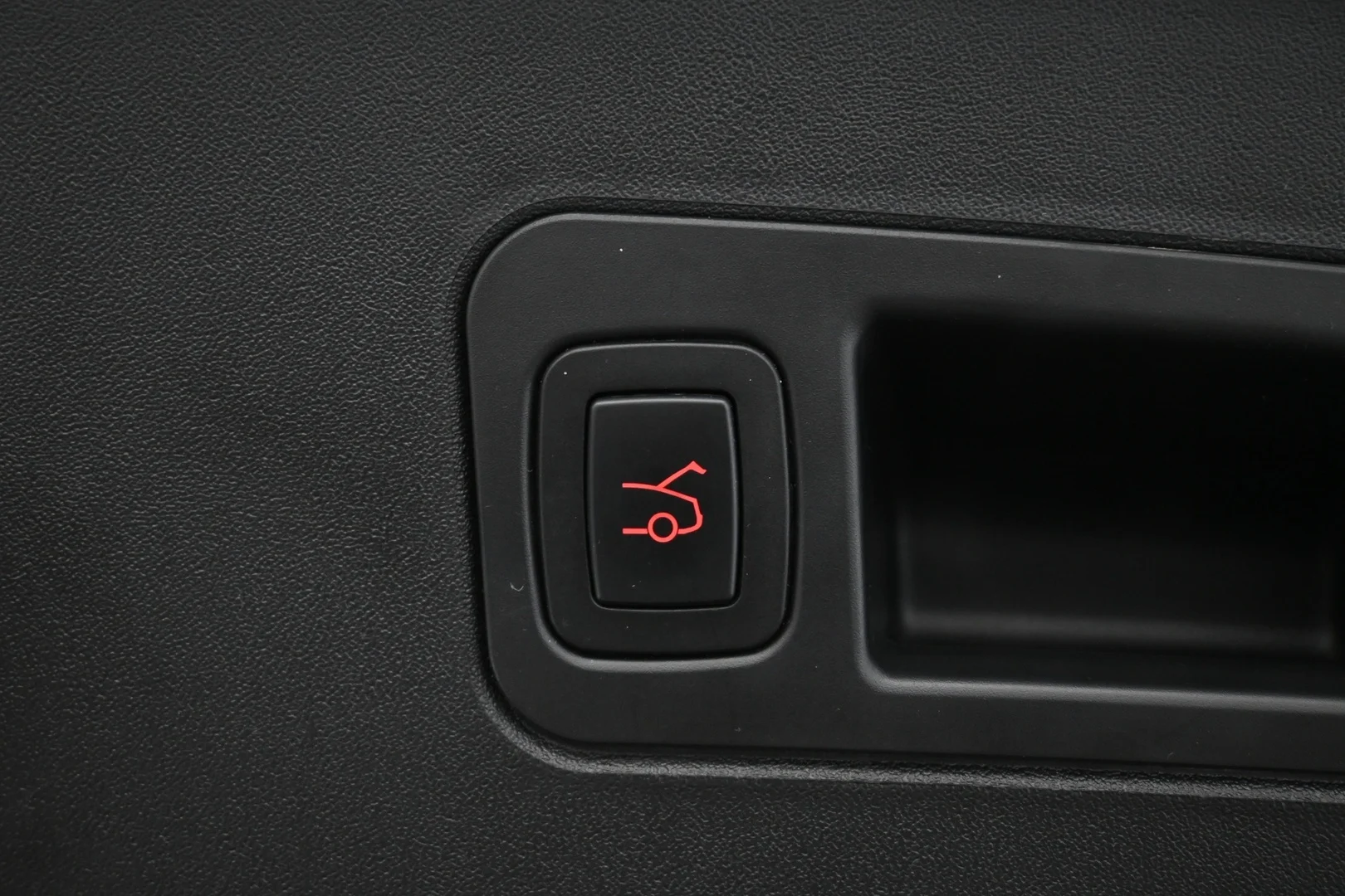 Car Image - 4kI0aekoFCw6uAgjc1TwOT