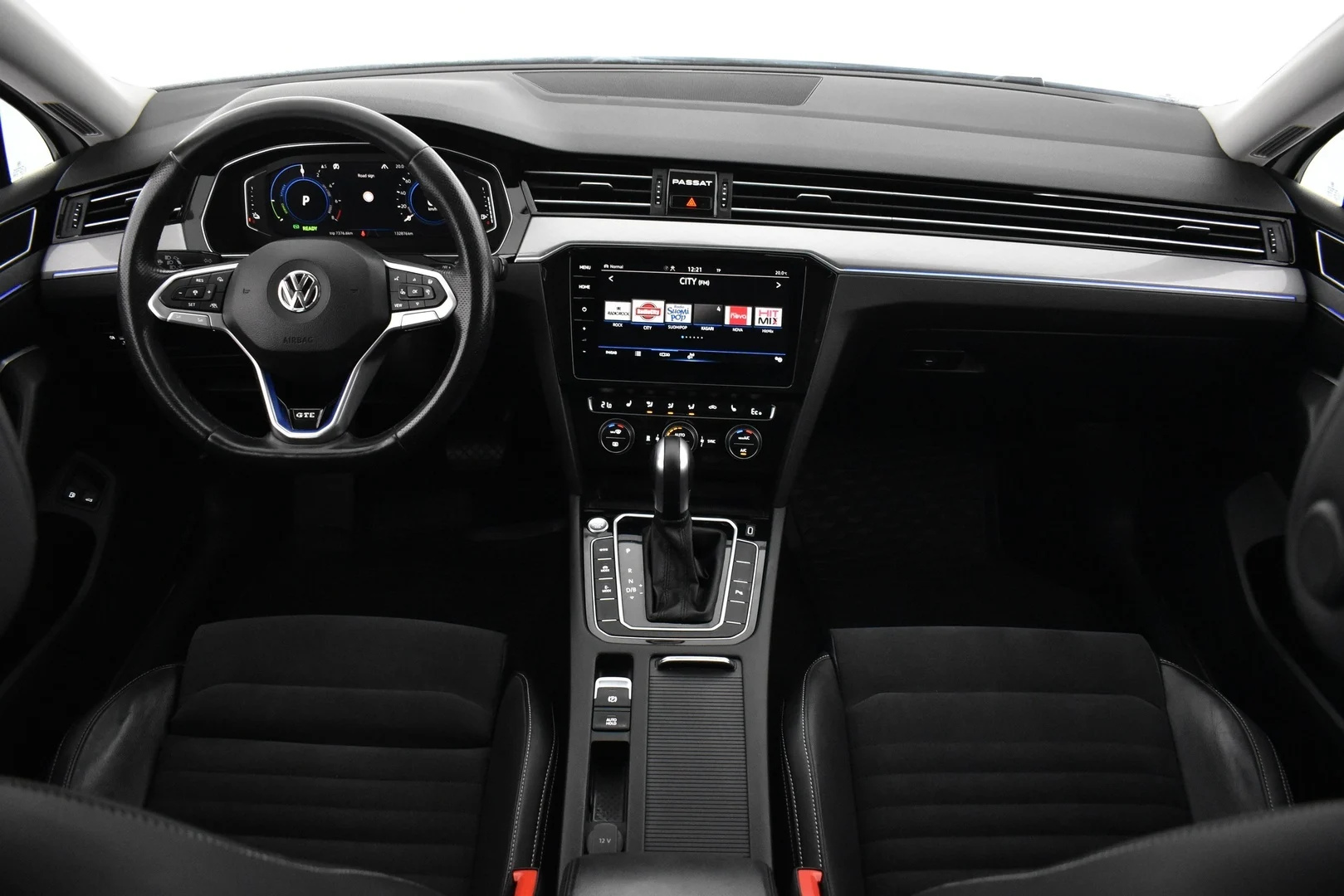 Car Image - 5yuLma4JKSUrlh88zR7KRW