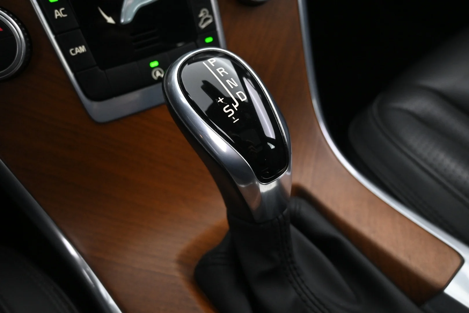 Car Image - 75deAOZ9KVCqSAX2KCSW5L