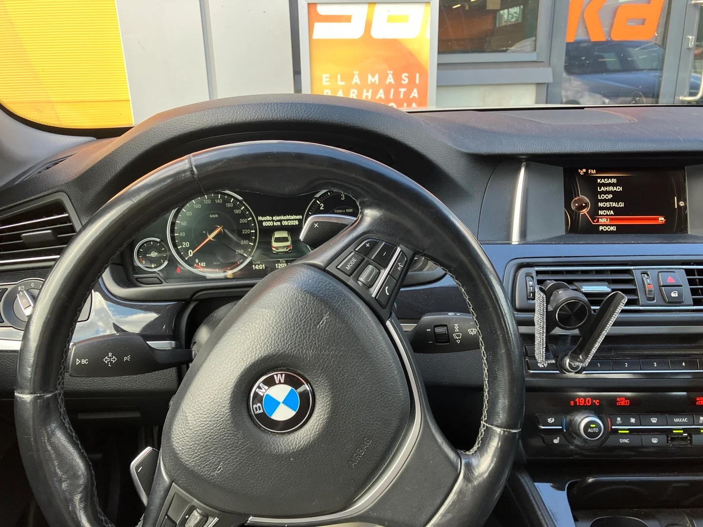 Car Image - 6IPzsIz5Lrus6vp5MlR4sw