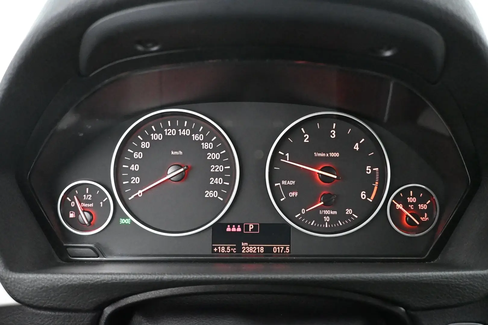 Car Image - dL6kL8kPbdXfSG6r5TzPE