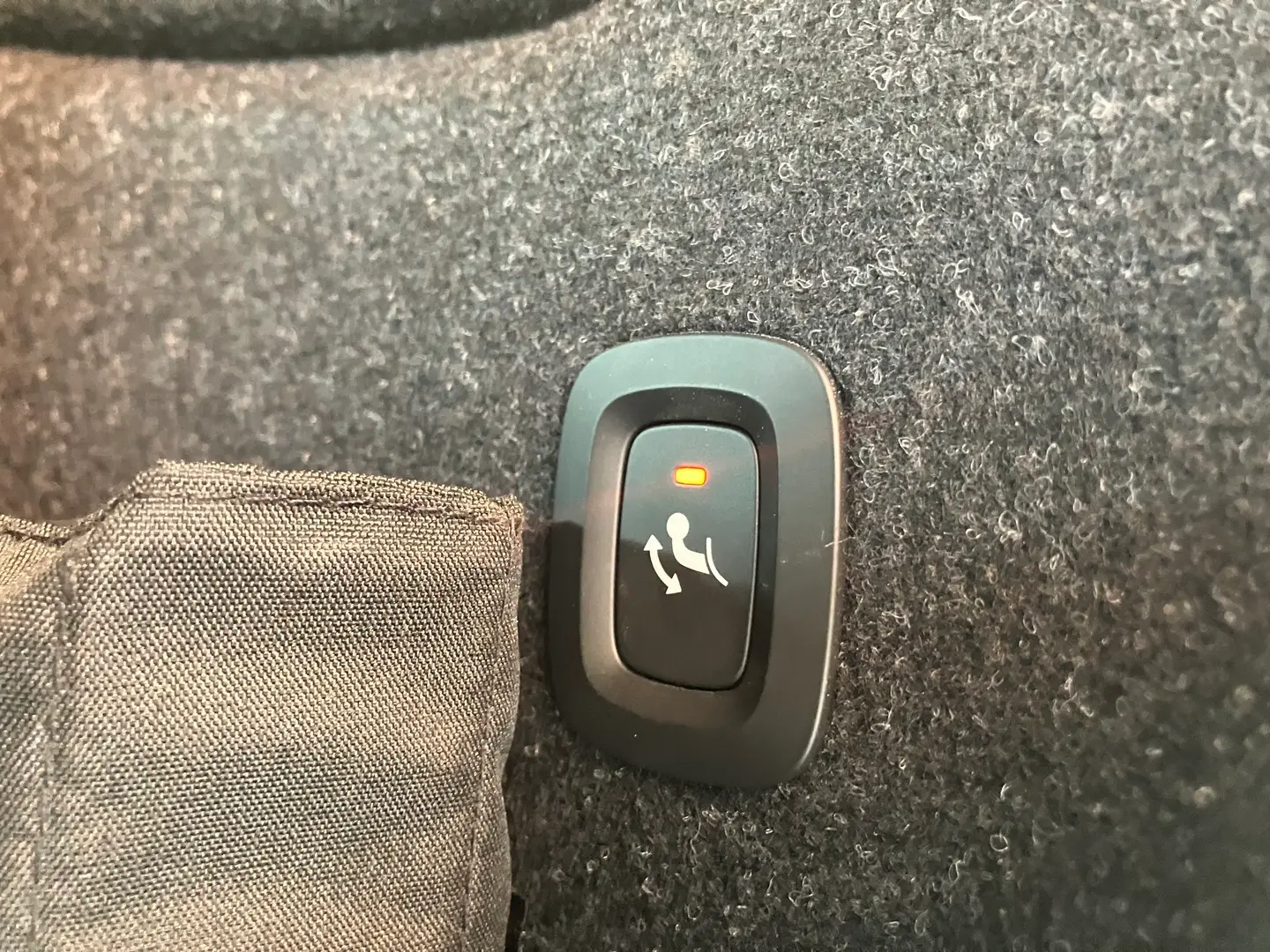 Car Image - 5I1GuT6WDP5LpRsO24QJNV
