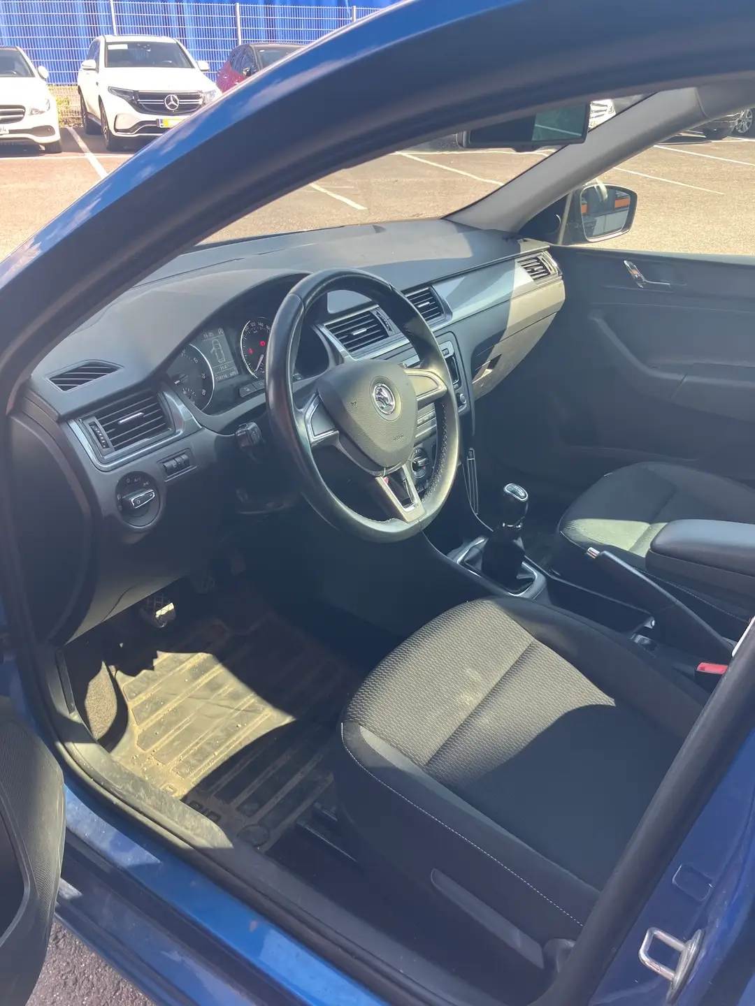 Car Image - 5oqazbWo0WBdsjRIgOD0Oz