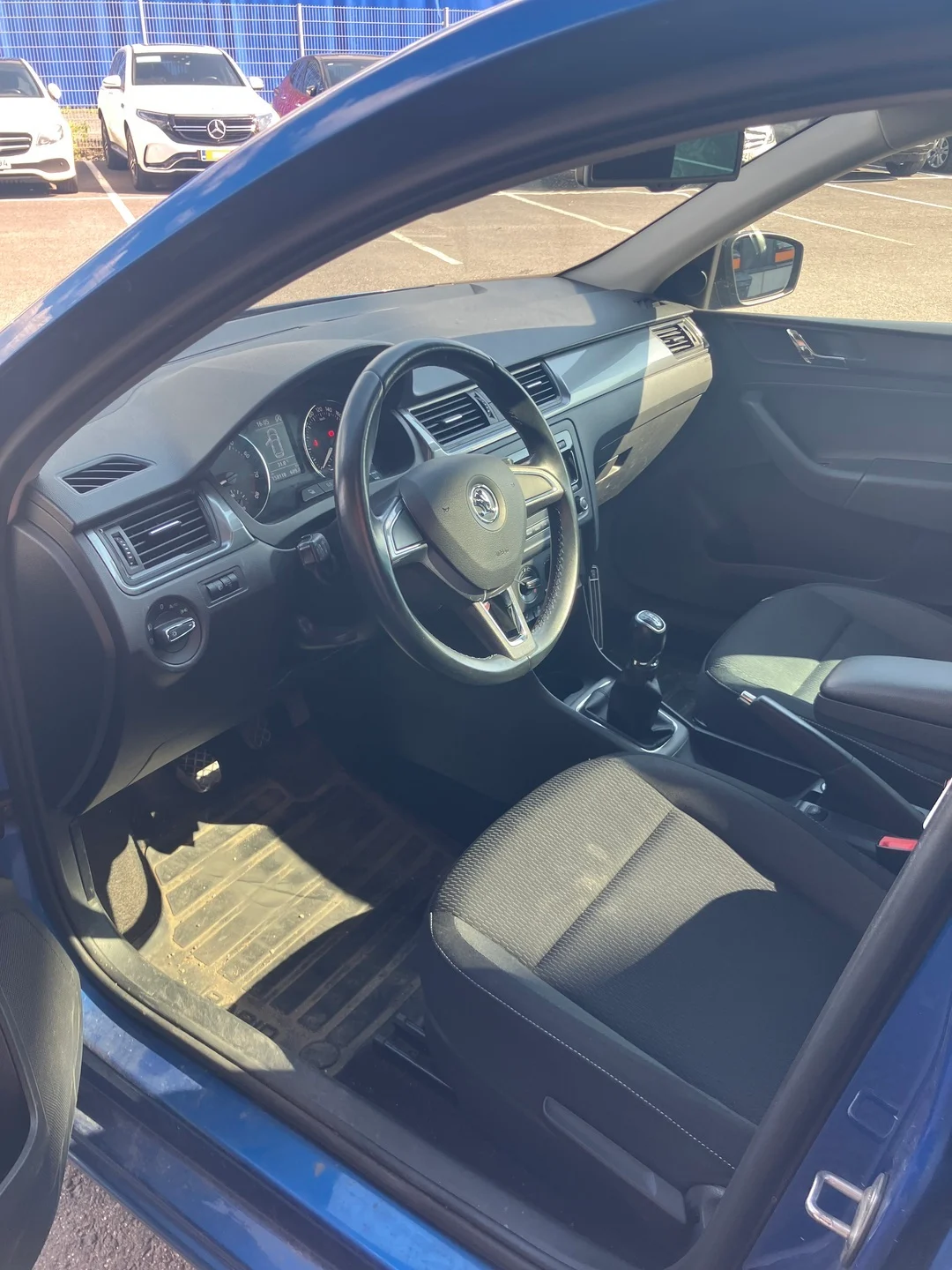Car Image - 5oqazbWo0WBdsjRIgOD0Oz
