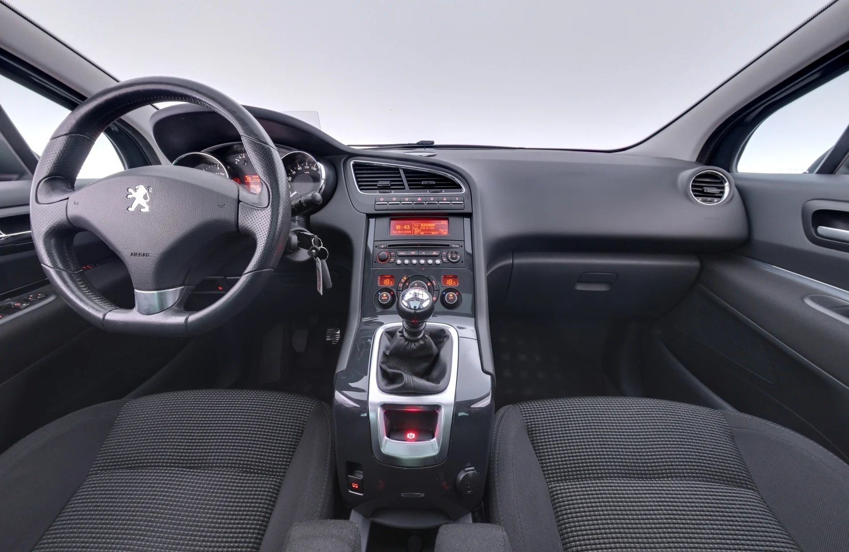 Car Image - 1C0zkr0rqvi7qltffJ8Pui