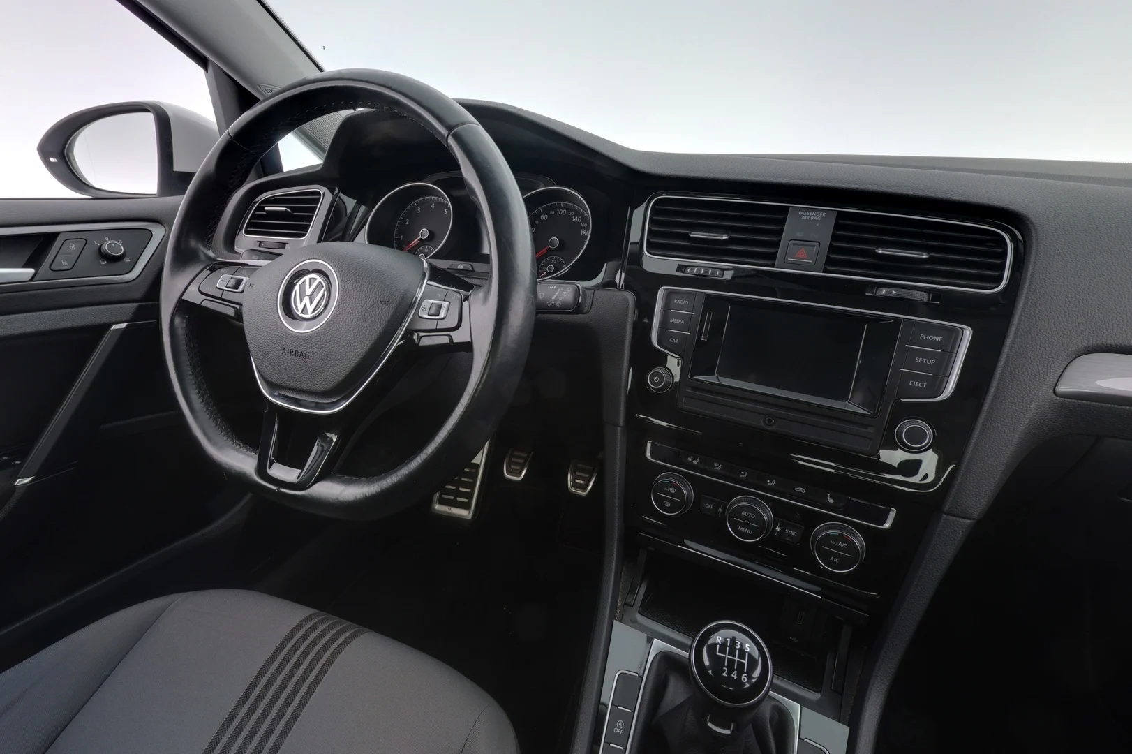 Car Image - 5rqBRgREFhxD7e69B3WYEJ