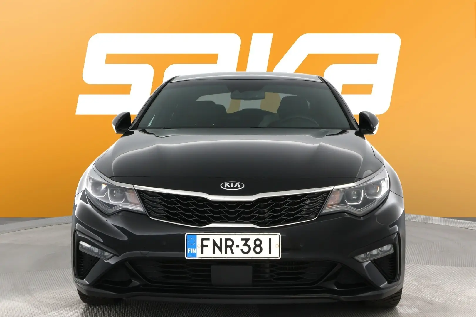 Car Image - 5QWnCAGh1peihwVSO5Cexq
