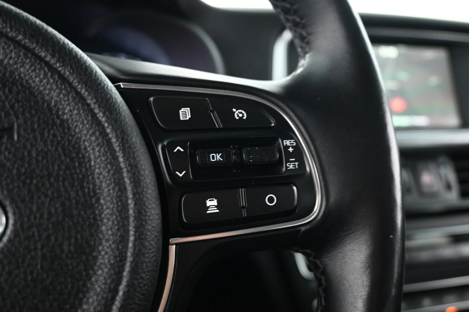 Car Image - 14n1okmjODgIFaPlMabE57