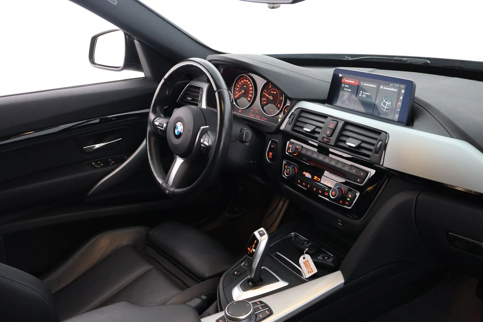 Car Image - 5ekTH3NGreKKGKz2HnoyQv