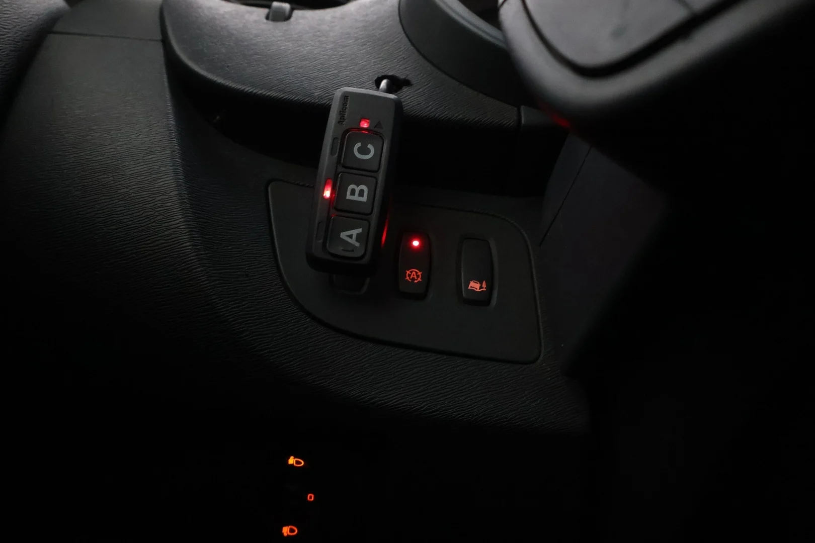 Car Image - 2Q3ciZt3v5DaaLhEDLAuN2