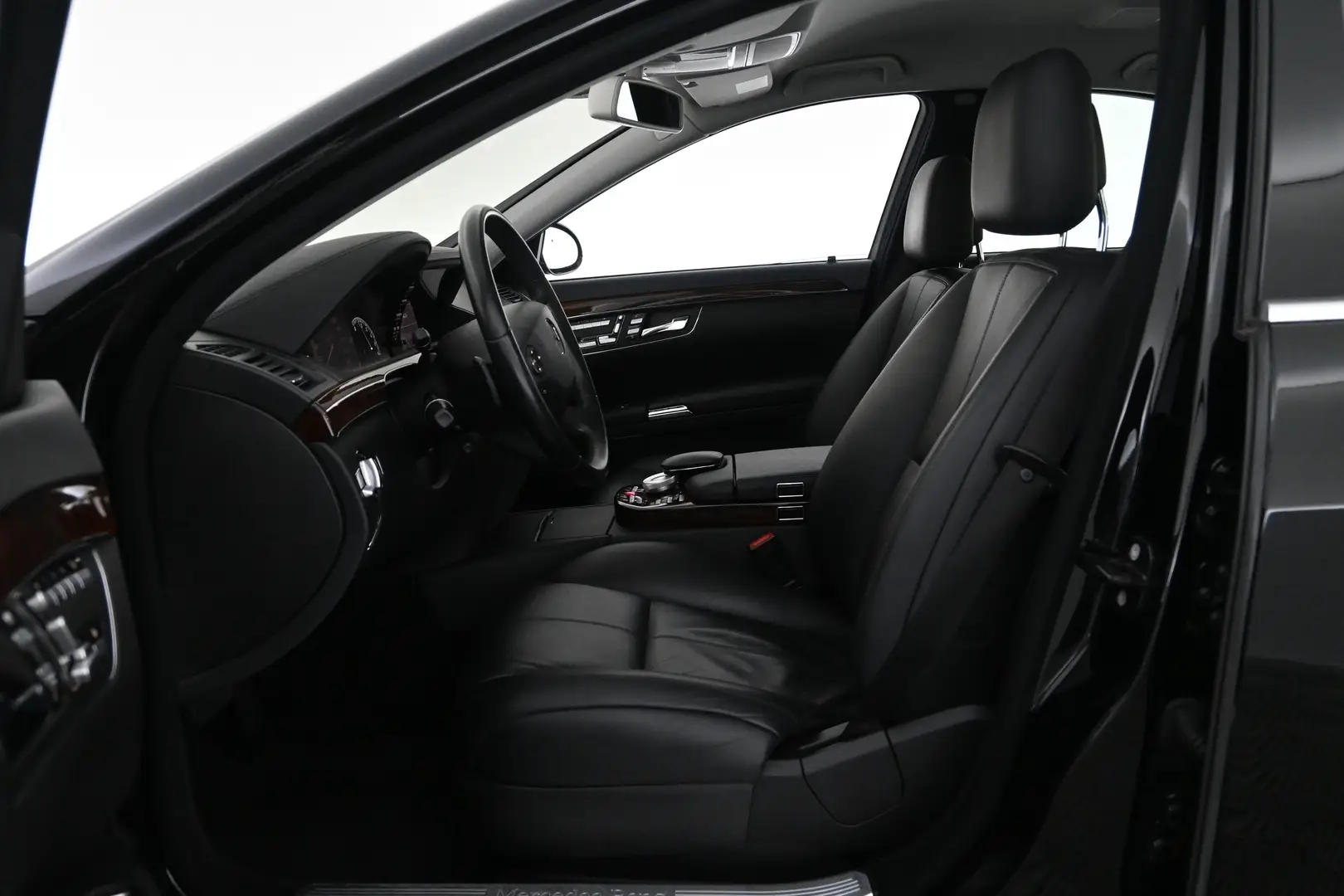 Car Image - 6I3wf5kPLuSaazfxho3CTl