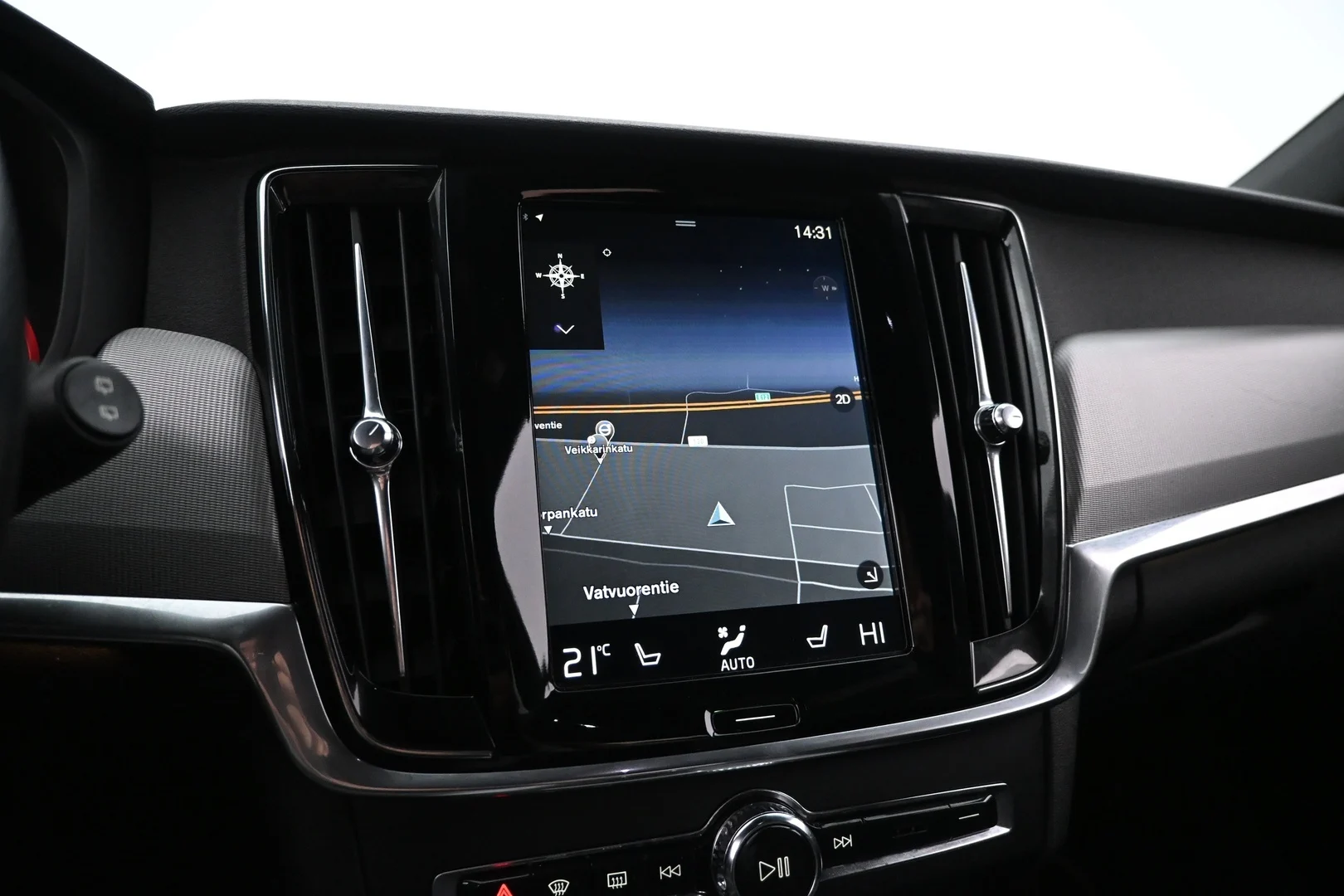 Car Image - 2U6a0RfKYqwhbjYHAMFI5S
