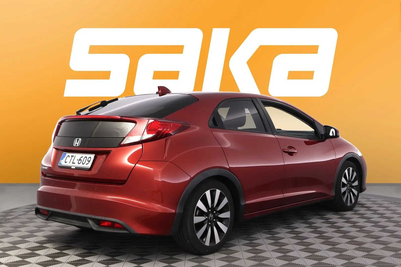 Car Image - 5QoW8PzXykiOzzhI3D5pmY