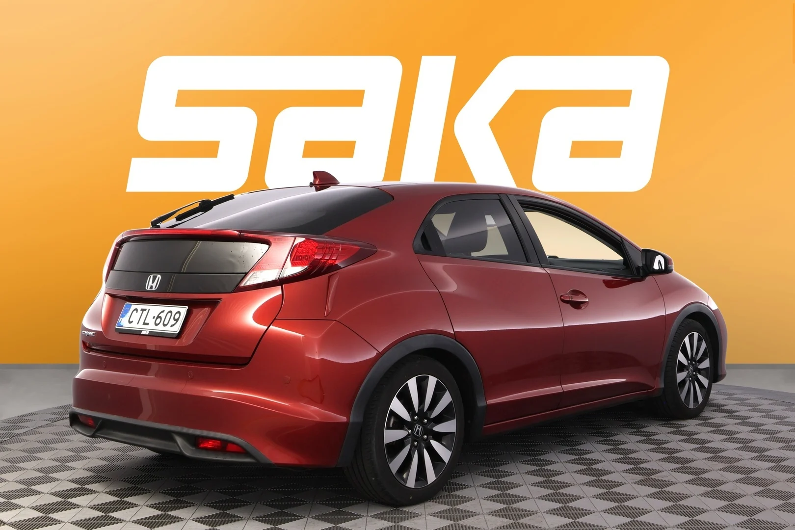 Car Image - 5QoW8PzXykiOzzhI3D5pmY