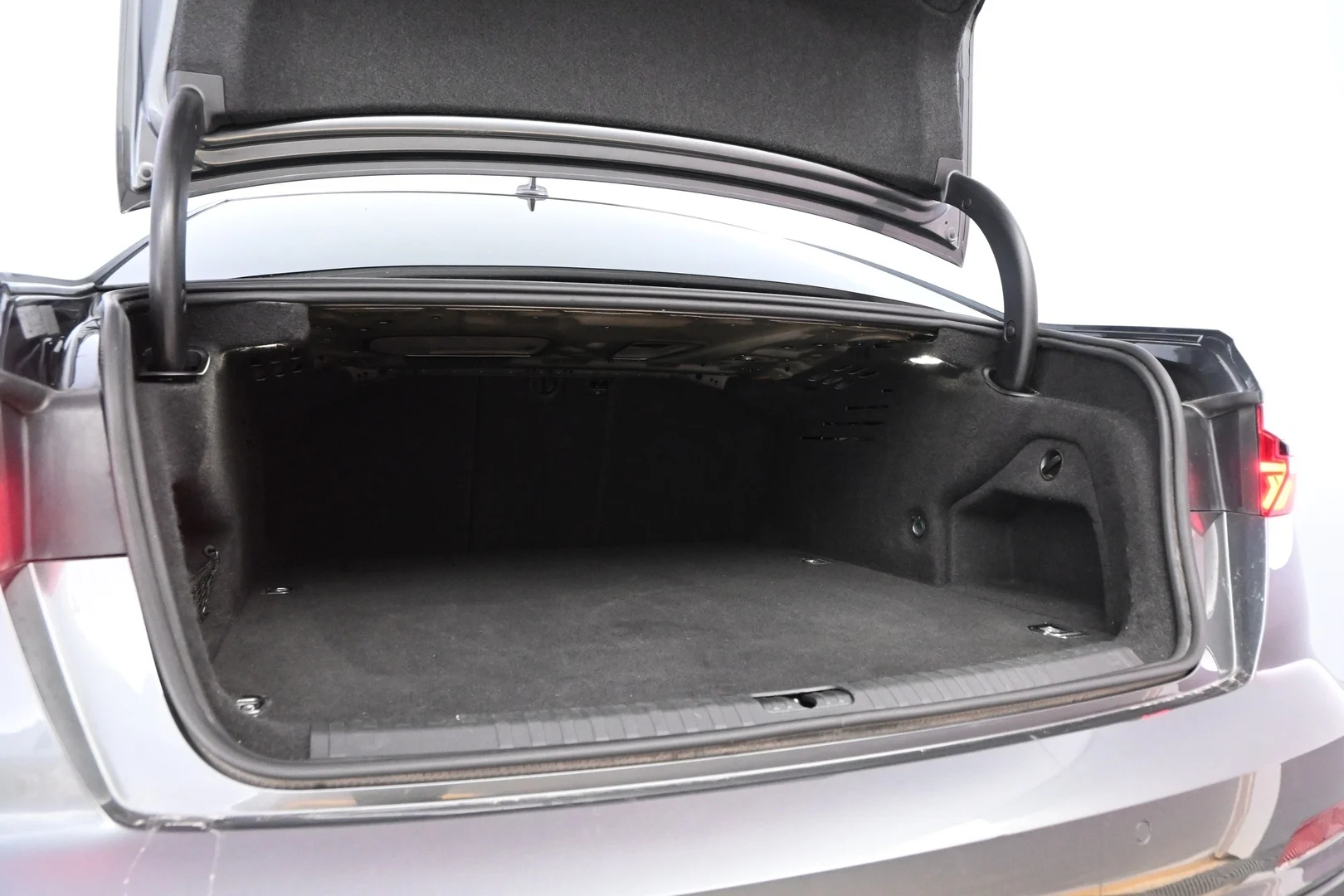 Car Image - 6IKm2cX4jybm5u0HHEFy8t