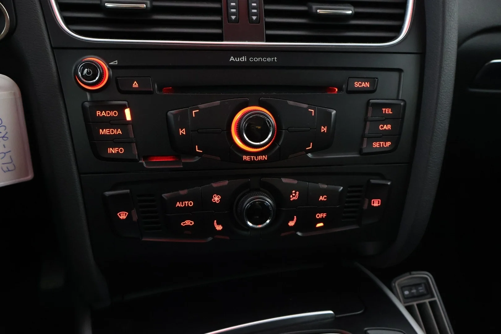Car Image - 4yAWOpwfoABxyKTb2D34XU
