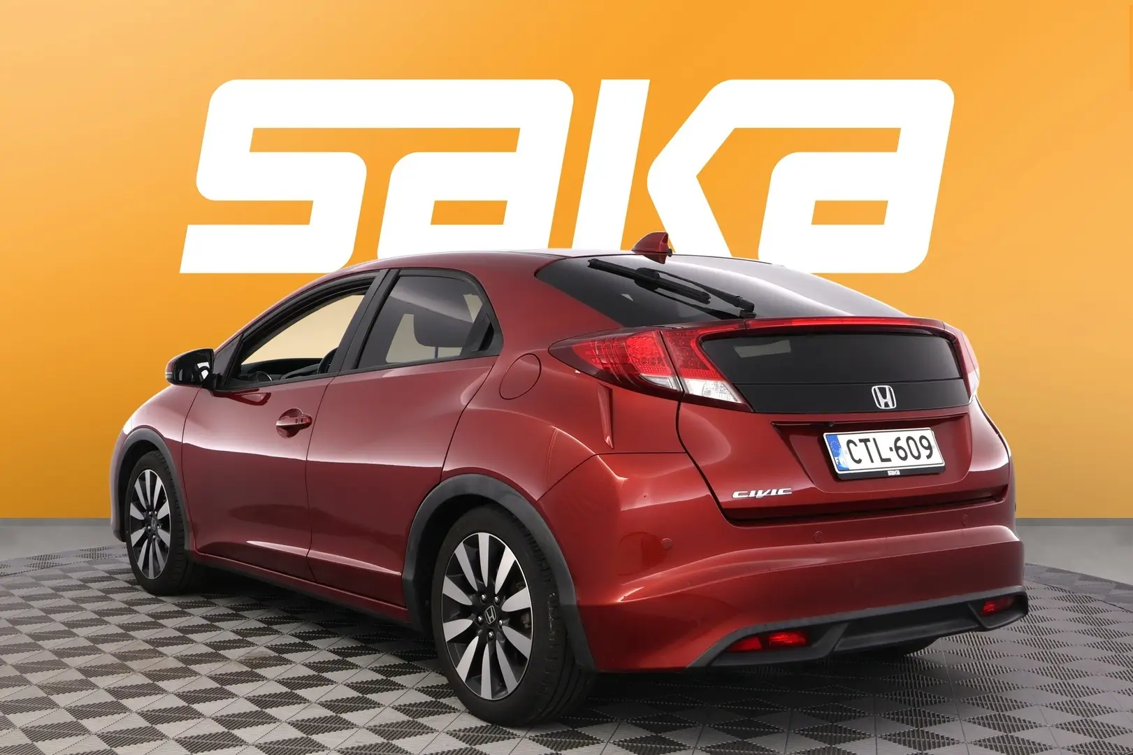 Car Image - 5QoW8PzXykiOzzhI3D5pmY